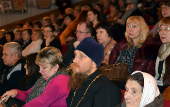 Факсимильное издание Слуцкого Евангелия торжественно передано в Борисовскую библиотеку