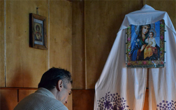 Протоиерей Александр Вербило освятил молитвенную комнату в д. Нивки