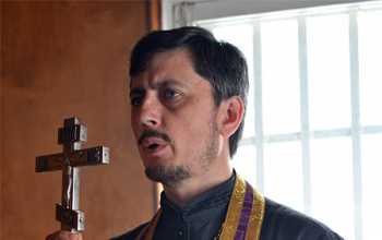 Протоиерей Александр Вербило освятил молитвенную комнату в д. Нивки