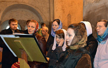 В Вербное Воскресение владыка Вениамин совершил первую Литургию в Свято-Воскресенском соборе г.Борисова