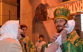 В Вербное Воскресение владыка Вениамин совершил первую Литургию в Свято-Воскресенском соборе г.Борисова