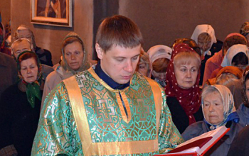 В Вербное Воскресение владыка Вениамин совершил первую Литургию в Свято-Воскресенском соборе г.Борисова