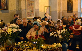 Епископ Борисовский Вениамин совершил Литургию в Свято-Воскресенском кафедральном соборе