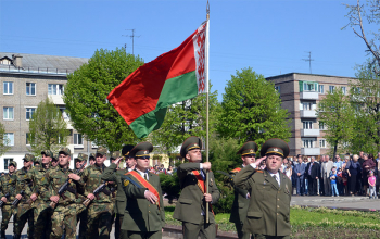 Священники Александр Вербило и Сергий Башкиров приняли участие в митинге, посвященном Дню Победы