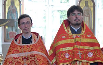 Пасха 2013: Епископ Борисовский Вениамин в храме Рождества Христова