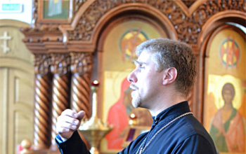 Пасха 2013: Епископ Борисовский Вениамин в храме Рождества Христова