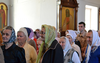 Пасха 2013: Епископ Борисовский Вениамин в храме Рождества Христова