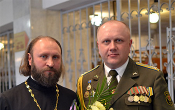 Протоиерей Тюхлов поздравил воинов 140-й зенитно-ракетной бригады с юбилеем