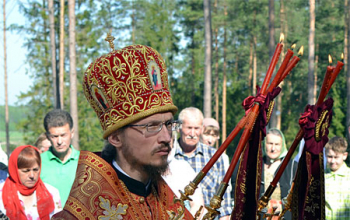 Епископ Борисовский Вениамин освятил храм в честь святого Георгия Победоносца