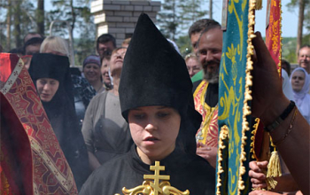 Епископ Борисовский Вениамин освятил храм в честь святого Георгия Победоносца