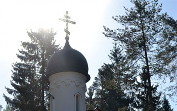 Епископ Борисовский Вениамин освятил храм в честь святого Георгия Победоносца