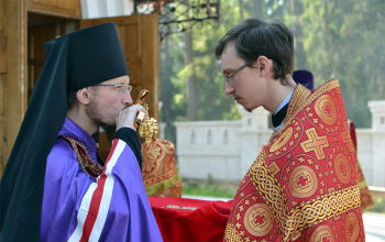 Епископ Борисовский Вениамин освятил храм в честь святого Георгия Победоносца