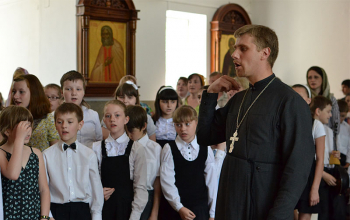 Пасха 2013: Детский пасхальный концерт в храме Рождества Христова