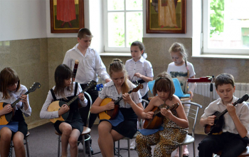 Пасха 2013: Детский пасхальный концерт в храме Рождества Христова