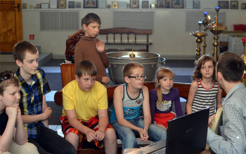 В храме Рождества Христова прошла культурно-образовательная программа «Архангел Михаил, Грозных сил воевода»