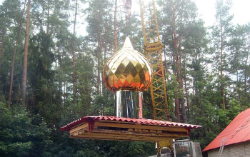 На ганцевичском храме установлен купол