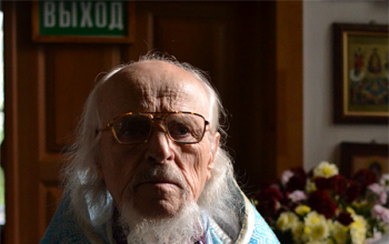 Епископ Борисовский Вениамин возглавил Литургию в храме святого Архангела Михаила в д.Лошница