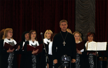 Хор «Преображение» поздравил Молодечненский музыкальный колледж с юбилеем