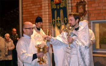 Праздничное Рождественское богослужение в храме Рождества Христова