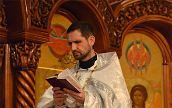 Праздничное Рождественское богослужение в храме Рождества Христова