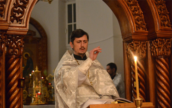 Праздничное Рождественское богослужение в храме Рождества Христова