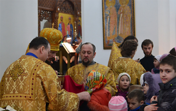 Владыка Вениамин возглавил Божественную литургию в Прощенное воскресенье