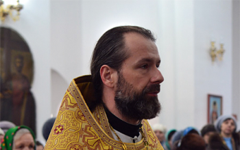 Владыка Вениамин возглавил Божественную литургию в Прощенное воскресенье