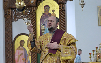 Владыка Вениамин возглавил Божественную литургию в Прощенное воскресенье