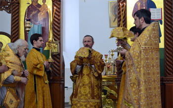 Владыка Вениамин возглавил Божественную литургию в Прощенное воскресенье