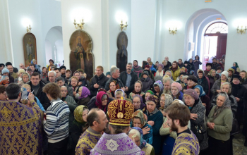 Торжество православия. Литургия Василия Великого в Свято-Воскресенском соборе