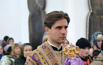 Владыка Вениамин в день Иоанна Лествичника возглавил Литургию в Свято-Воскресенском соборе