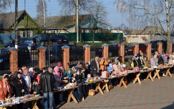 Пасхальные богослужения в храме Рождества Христова