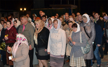 Пасхальные богослужения в храме Рождества Христова