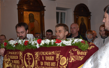 Пасхальные богослужения в храме Рождества Христова