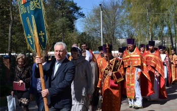 В Светлый четверг Епископ Борисовский Вениамин совершил Литургию в храме Рождества Христова