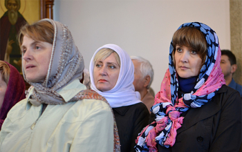 В Светлый четверг Епископ Борисовский Вениамин совершил Литургию в храме Рождества Христова