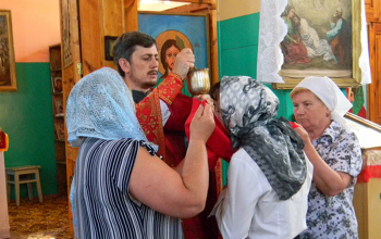 Протоиерей Александр Вербило совершил богослужение в велятичском храме