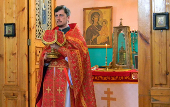 Протоиерей Александр Вербило совершил богослужение в велятичском храме