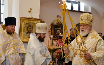 Высокопреосвященнейший Павел на храмовом празднике в Свято-Ксениевском монастыре