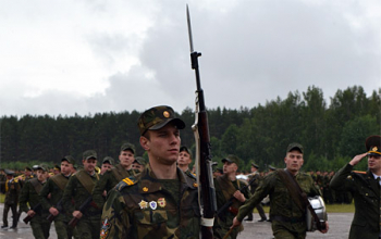 Священник Сергий Башкиров на принятии присяги в 72 ОУЦ