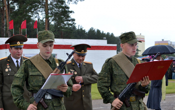 Священник Сергий Башкиров на принятии присяги в 72 ОУЦ