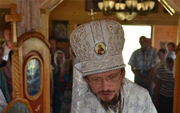 Епископ Борисовский Вениамин освятил храм-часовню в д.Зачистье