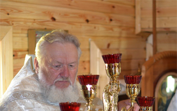 Епископ Борисовский Вениамин освятил храм-часовню в д.Зачистье