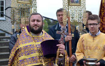 Престольный праздник в храме Воздвижения Креста Господня