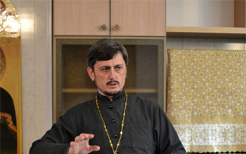 В храме Рождества Христова прошла встреча духовенства Борисовского благочиния