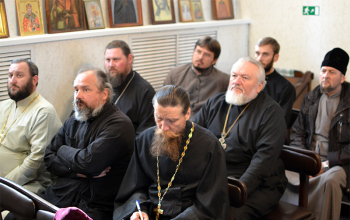 В храме Рождества Христова прошла встреча духовенства Борисовского благочиния