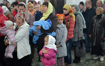 Епископ Вениамин освятил колокол, отлитый к 140-летию Свято-Воскресенского собора