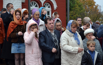 Епископ Вениамин освятил колокол, отлитый к 140-летию Свято-Воскресенского собора