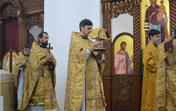 Епископ Вениамин освятил колокол, отлитый к 140-летию Свято-Воскресенского собора