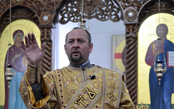 Епископ Вениамин освятил колокол, отлитый к 140-летию Свято-Воскресенского собора